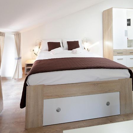 Centrally Located Studio Apartment Seagull Rijeka Eksteriør billede