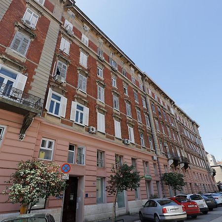 Centrally Located Studio Apartment Seagull Rijeka Eksteriør billede